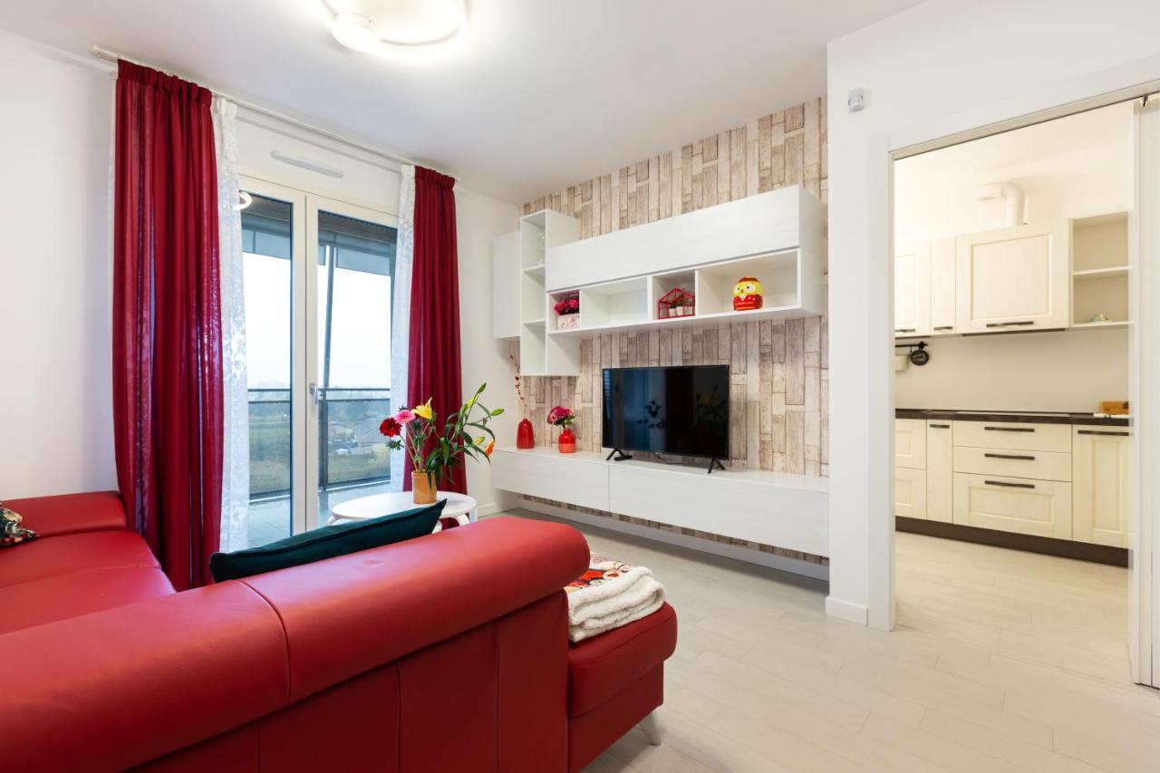 Fiera Milano Flat With Garage Leilighet Eksteriør bilde
