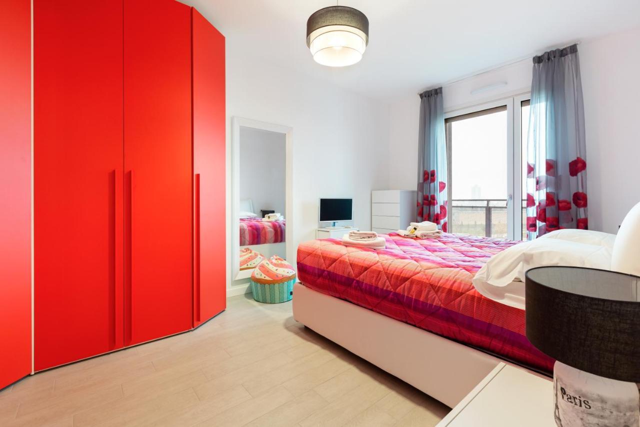 Fiera Milano Flat With Garage Leilighet Eksteriør bilde