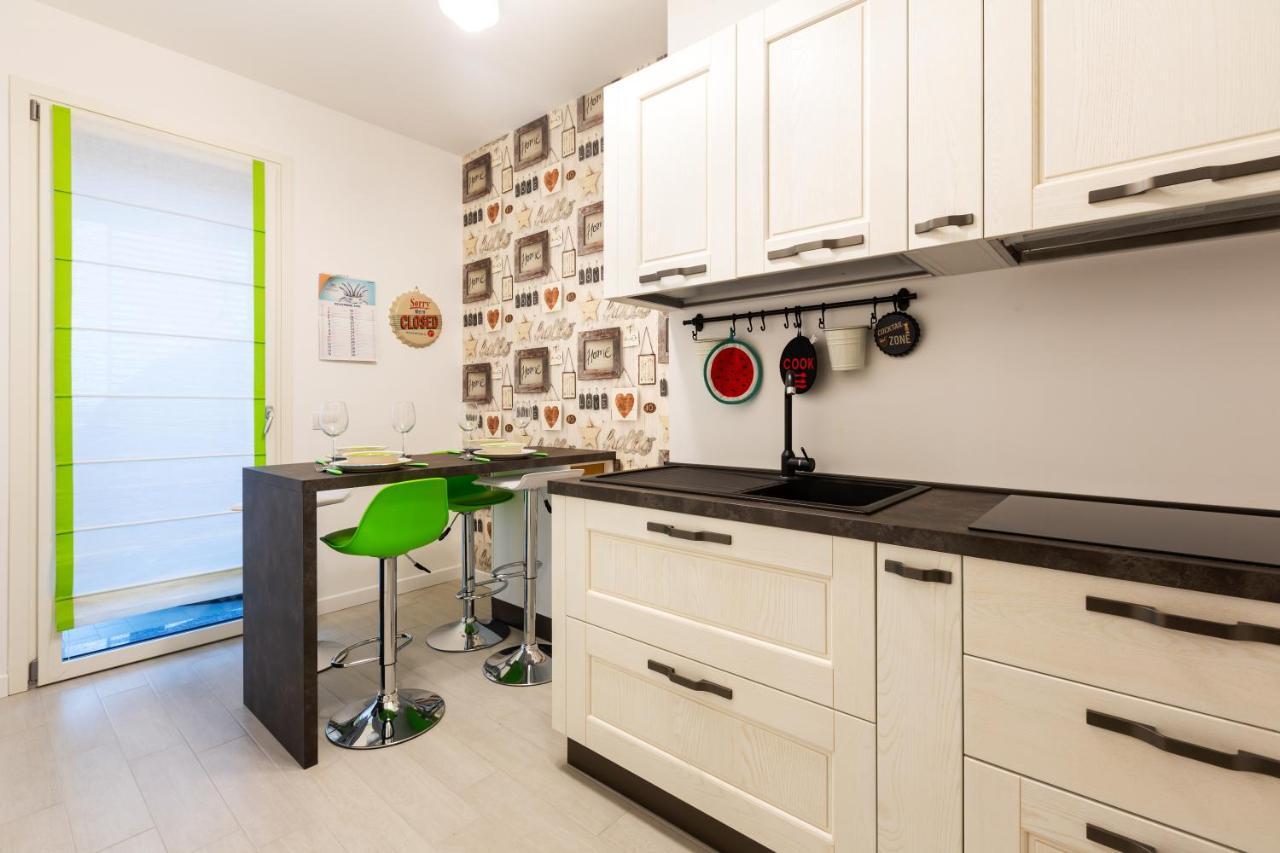 Fiera Milano Flat With Garage Leilighet Eksteriør bilde